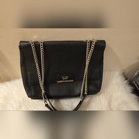 GUESS Women's  Handbag Purse Ryann Black Shoulder Bag with  Chain Handle - Picture 9 of 16
